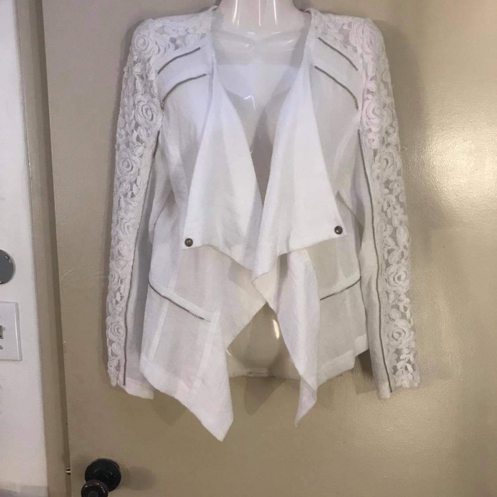 Laseine brand size small white jacket